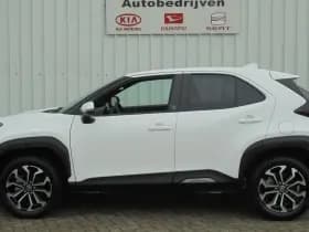 Toyota Yaris thumbnail 4