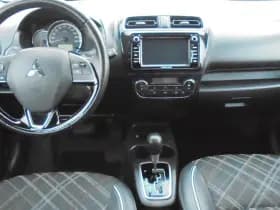 Mitsubishi Space thumbnail 16