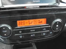 Mitsubishi Space thumbnail 20