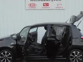 Mitsubishi Space thumbnail 5