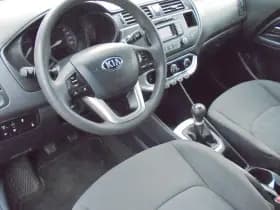 Kia Rio thumbnail 18