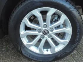 Toyota Corolla thumbnail 11