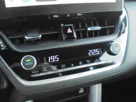 Toyota Corolla thumbnail 31