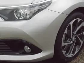 Toyota Auris thumbnail 15