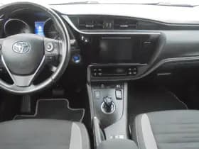 Toyota Auris thumbnail 16