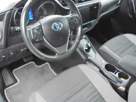 Toyota Auris thumbnail 18