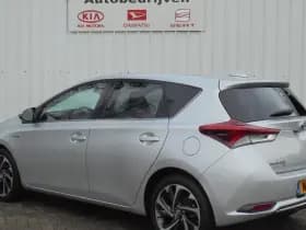 Toyota Auris thumbnail 6
