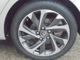 Toyota Auris thumbnail 10