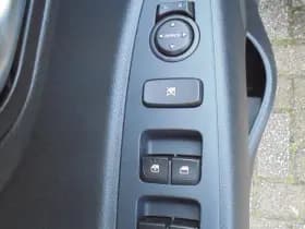 Kia Stonic thumbnail 24