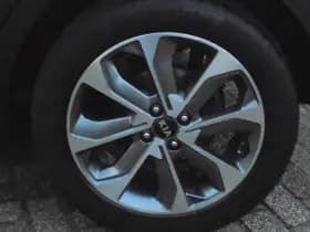 Kia Stonic thumbnail 10