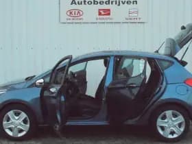 Ford Fiesta thumbnail 5