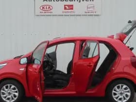 Kia Picanto thumbnail 5