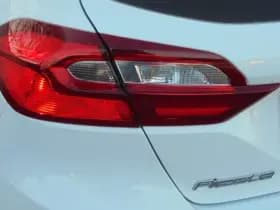 Ford Fiesta thumbnail 8