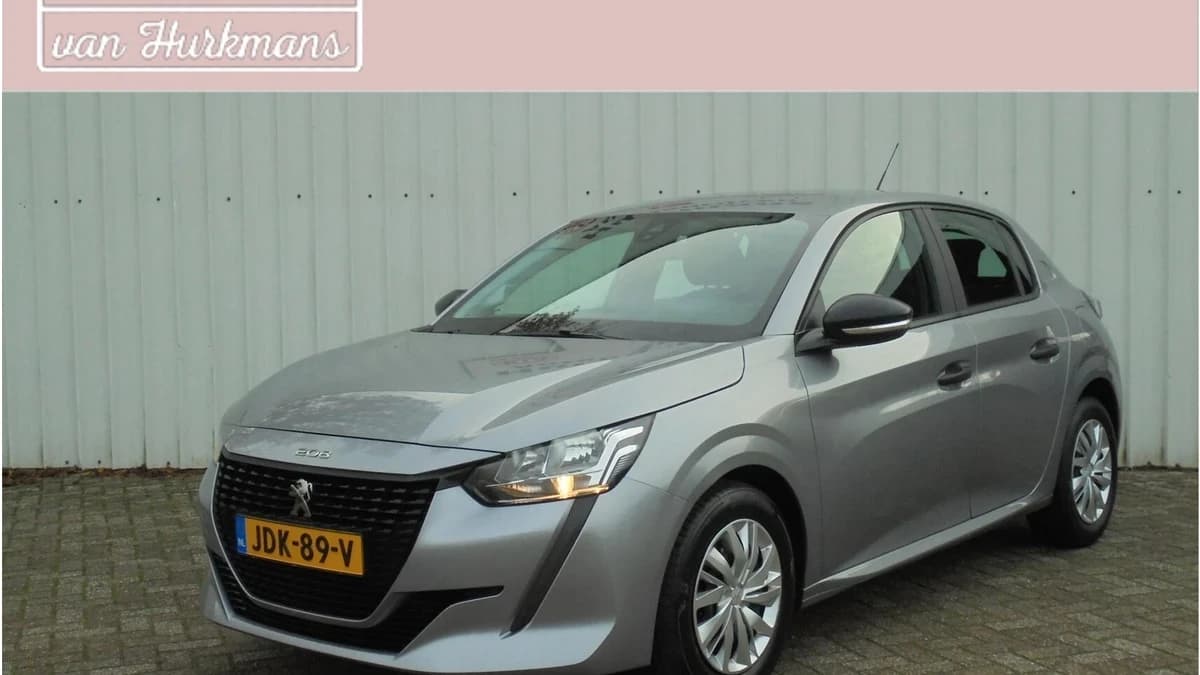 Peugeot 208 — foto 1