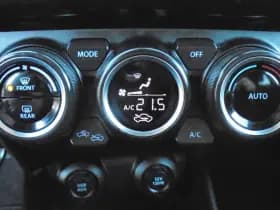 Suzuki Swift thumbnail 21