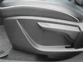 Renault Captur thumbnail 24