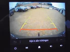 Renault Captur thumbnail 32