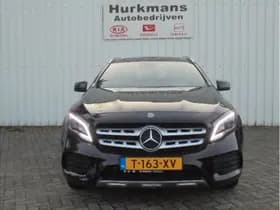 Mercedes-Benz GLA-Klasse thumbnail 2