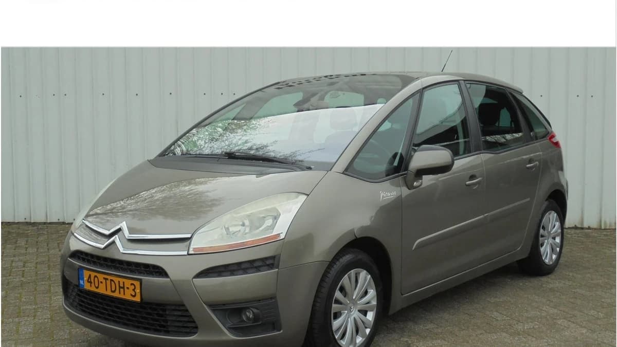 Citroen C4 — foto 1