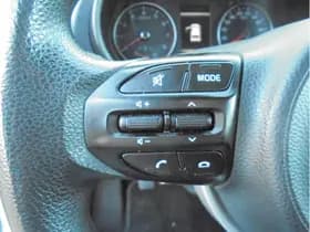 Kia Picanto thumbnail 25