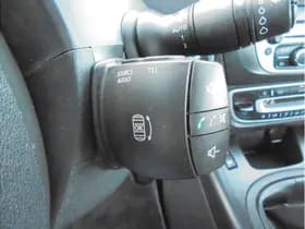 Renault Scenic thumbnail 34