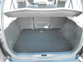 Renault Scenic thumbnail 9