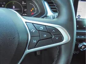 Renault Captur thumbnail 28