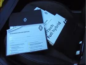 Renault Captur thumbnail 36