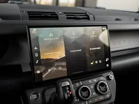 Land Rover Defender 110 P300e 110 X-Dynamic HSE thumbnail 12