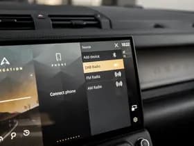 Land Rover Defender 110 P300e 110 X-Dynamic HSE thumbnail 16