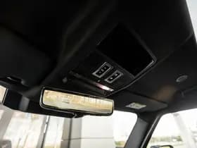 Land Rover Defender 110 P300e 110 X-Dynamic HSE thumbnail 41