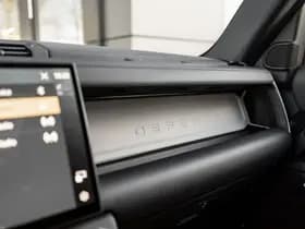 Land Rover Defender 110 P300e 110 X-Dynamic HSE thumbnail 43