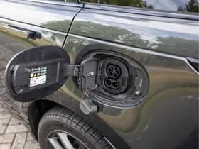 Land Rover Range Rover Velar P400e AWD Graphite Edition PHEV thumbnail 23