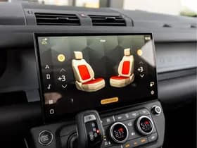 Land Rover Defender 110 P300e 110 Forest Edition thumbnail 15