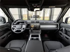 Land Rover Defender 110 P300e 110 Forest Edition thumbnail 16