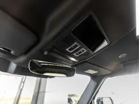 Land Rover Defender 110 P300e 110 Forest Edition thumbnail 41