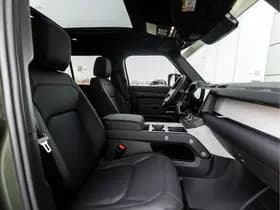 Land Rover Defender 110 P300e 110 Forest Edition thumbnail 46
