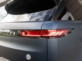 Land Rover Range Rover Sport 4.4 P635 SV Edition Two thumbnail 32