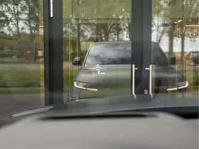 Land Rover Range Rover Sport 4.4 P635 SV Edition Two thumbnail 44