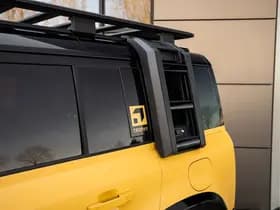 Land Rover Defender 110 P300e 110 Trophy Edition Deep Sandglow Yellow thumbnail 21
