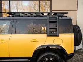 Land Rover Defender 110 P300e 110 Trophy Edition Deep Sandglow Yellow thumbnail 26