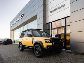 Land Rover Defender 110 P300e 110 Trophy Edition Deep Sandglow Yellow thumbnail 29