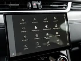 Jaguar F-Pace P400e PHEV R-Dynamic S thumbnail 13