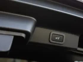 Jaguar F-Pace P400e PHEV R-Dynamic S thumbnail 36