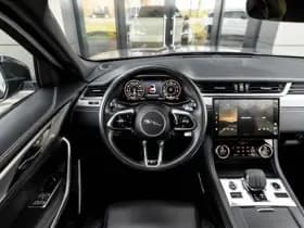 Jaguar F-Pace P400e PHEV R-Dynamic S thumbnail 10