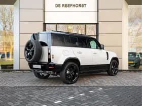 Land Rover Defender 110 2.0 P300e 110 Dynamic Edition thumbnail 2