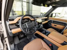 Land Rover Defender 110 2.0 P300e 110 Dynamic Edition thumbnail 3