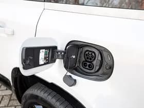 Land Rover Defender 110 2.0 P300e 110 Dynamic Edition thumbnail 24