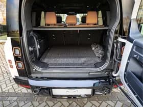 Land Rover Defender 110 2.0 P300e 110 Dynamic Edition thumbnail 31