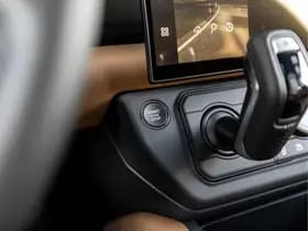 Land Rover Defender 110 2.0 P300e 110 Dynamic Edition thumbnail 38